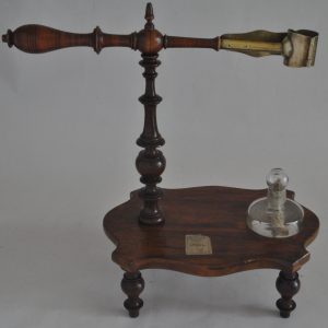 38-Sostegno per lampada ad alcool-dopo il restauro