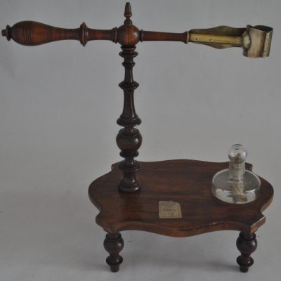 38-Sostegno per lampada ad alcool-dopo il restauro